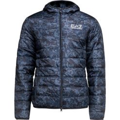 Kurtka EA7 EMPORIO ARMANI Niebieski|Print. Niebieskie kurtki sportowe męskie marki EA7 Emporio Armani, z kapturem. Za 658,00 zł.