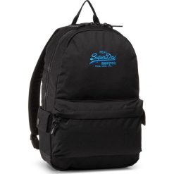 Plecak SUPERDRY - Logo Montana M9110029A Black 02A. Czarne plecaki męskie Superdry, bez wzorów, z materiału, sportowe. W wyprzedaży za 169,00 zł.