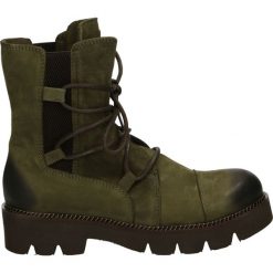 Botki - 8K2503 GREEN. Zielone botki damskie na zamek Venezia, z nubiku. Za 399,00 zł.