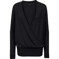 Sweter kopertowy bonprix czarny. Czarne swetry damskie bonprix, bez wzorów, eleganckie, bez rękawów, bez kaptura. Za 74,99 zł.