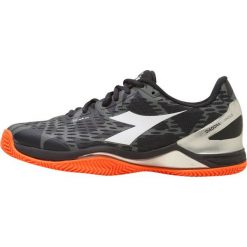 Diadora SPEED BLUSHIELD 2 CLAY Obuwie do tenisa Outdoor anthracite/white. Szare buty trekkingowe męskie marki Diadora, z tworzywa sztucznego, outdoorowe. W wyprzedaży za 382,85 zł.