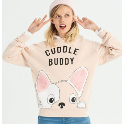 Bluza Cuddle buddy - Kremowy. Białe bluzy damskie marki Sinsay, l, z napisami. Za 49,99 zł.