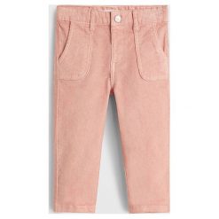 Mango Kids - Spodnie dziecięce Ursula 80-104 cm. Spodnie dziewczęce Mango Kids, bez wzorów, z elastanu, casualowe. Za 59,90 zł.