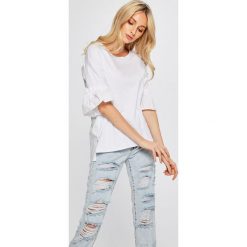 Answear - Top Stripes Vibes. Szare topy damskie marki ANSWEAR, uniwersalny, z bawełny, z okrągłym kołnierzem. W wyprzedaży za 49,90 zł.