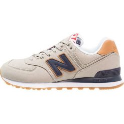 New Balance ML574 Tenisówki i Trampki stone grey. Szare tenisówki damskie New Balance, z materiału. Za 379,00 zł.