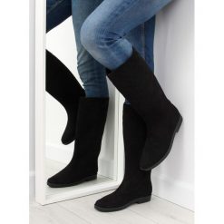Kalosze damskie oficerki czarne D62P BLACK. Czarne kalosze damskie obuwie damskie, bez wzorów, z zamszu. Za 97,55 zł.