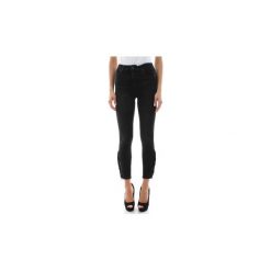 Jeansy slim fit Levis 79063 0000 - 721 HIRISE. Jeansy damskie Levi's®, bez wzorów, z jeansu. Za 394,37 zł.