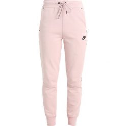 Spodnie dresowe damskie: Nike Sportswear TECH PANT Spodnie treningowe particle rose/black