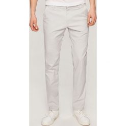Spodnie męskie: Spodnie chino slim fit - Jasny szar