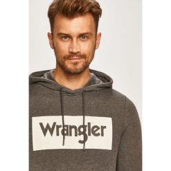Wrangler - Bluza. Szare bluzy męskie Wrangler, s, z nadrukiem, z bawełny, z kapturem. W wyprzedaży za 119,90 zł.