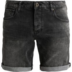 Scotch & Soda RALSTON Szorty jeansowe beaten back. Czarne jeansy męskie Scotch & Soda, m, bez wzorów. W wyprzedaży za 377,10 zł.