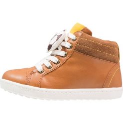 Friboo Tenisówki i Trampki wysokie cognac. Brązowe trampki dziewczęce marki Friboo, ze skóry. Za 129,00 zł.