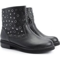 Twinset Botki "Biker". Szare półbuty damskie Twin Set, bez wzorów, ze skóry, bez obcasa, na zamek. Za 499,00 zł.