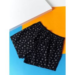 Bokserki męskie tkaninowe. Czarne bokserki męskie Top Secret, bez wzorów, z tkaniny. W wyprzedaży za 14,99 zł.