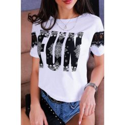 T-shirt damski VILIRA WHITE. Białe bluzki damskie IVET, z nadrukiem, bez kołnierzyka, bez rękawów. W wyprzedaży za 9,00 zł.