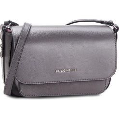 Torebka COCCINELLE - CG1 Organisee Soft E1 CG1 15 01 01 Fume/Noir 722. Szare listonoszki damskie Coccinelle, ze skóry. W wyprzedaży za 729,00 zł.