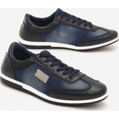 Granatowe Buty Sportowe Fabricated. Niebieskie buty sportowe męskie Born2be, z denimu, na sznurówki. Za 69,99 zł.