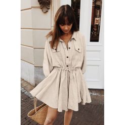 Sukienka AVERILA BEIGE. Brązowe sukienki dziewczęce IVET, bez wzorów, bez rękawów, rozkloszowane. W wyprzedaży za 89,00 zł.
