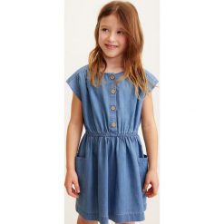 Mango Kids - Sukienka dziecięca Blue 110-164 cm. Niebieskie sukienki dziewczęce marki Mango Kids, bez wzorów, z bawełny, casualowe, bez rękawów, mini, proste. Za 99,90 zł.