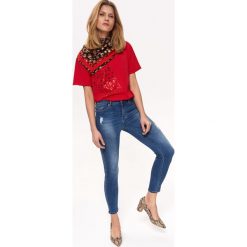 SPODNIE DŁUGIE DAMSKIE 5POCKET, SLIM. Niebieskie rurki damskie marki Top Secret, na lato. Za 129,99 zł.