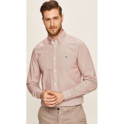 Tommy Hilfiger - Koszula. Czerwone koszule męskie TOMMY HILFIGER, s, bez wzorów, z bawełny, casualowe, bez kołnierzyka, z długim rękawem. W wyprzedaży za 249,90 zł.