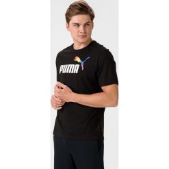 Puma Graphic Koszulka Czarny. Czarne podkoszulki męskie Puma, m, z nadrukiem, z bawełny, bez kołnierzyka, krótkie. Za 128,95 zł.