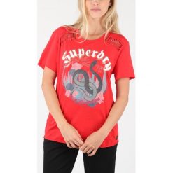 SuperDry Koszulka Czerwony. Czerwone koszulki damskie Superdry, s, z nadrukiem, z bawełny, bez kołnierzyka. Za 231,95 zł.