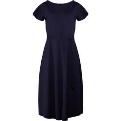 WEEKEND MaxMara OTTUSO Sukienka z dżerseju ultramarine. Niebieskie sukienki damskie WEEKEND MaxMara, m, bez wzorów, z elastanu, bez kołnierzyka, bez rękawów. Za 839,00 zł.
