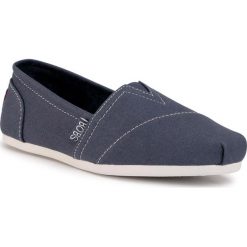 Półbuty SKECHERS - BOBS Peace 33645/NVW Navy/White. Niebieskie półbuty damskie Skechers, na co dzień, bez wzorów, z tworzywa sztucznego, bez obcasa, na płaskiej podeszwie, bez zapięcia. Za 179,00 zł.