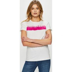Trussardi Jeans - Top. Czarne bluzki damskie marki Trussardi Jeans, s, z nadrukiem, z bawełny, casualowe, z okrągłym kołnierzem, z krótkim rękawem. Za 189,90 zł.
