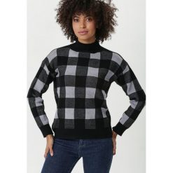 Czarny Golf Strathmore. Czarne swetry damskie Born2be, s, bez wzorów, prążkowane, z długim rękawem, długie, bez kaptura. Za 79,99 zł.