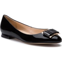 Baleriny HÖGL - 7-101064 Black 0100. Czarne baleriny damskie HÖGL, bez wzorów, ze skóry, bez obcasa. W wyprzedaży za 349,00 zł.