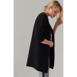 Kardigan z kieszeniami - Czarny. Czarne swetry damskie Mohito, s, bez wzorów. Za 179,99 zł.