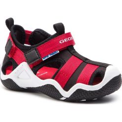 Sandały GEOX - J Wader A J9230A 01554 C0048 M Black/Red. Czerwone sandały chłopięce Geox, z materiału. Za 239,00 zł.
