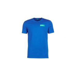 T-shirty z krótkim rękawem Benetton CLYDE. Niebieskie t-shirty męskie Benetton, s, bez wzorów, bez kołnierzyka, krótkie. Za 79,00 zł.