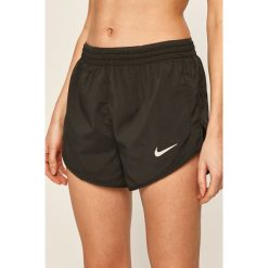 Nike - Szorty. Czarne spodenki sportowe damskie Nike, s, bez wzorów, z poliesteru, sportowe. W wyprzedaży za 129,90 zł.