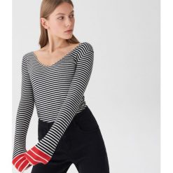 Sweter w paski - Paski. Swetry damskie House, s, w paski, bez rękawów, bez kaptura. W wyprzedaży za 29,99 zł.