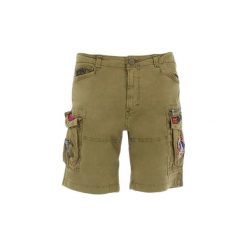 Szorty i Bermudy Superdry SHORT CORE LITE. Zielone spodenki i szorty męskie Superdry, m, bez wzorów. Za 367,62 zł.