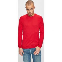 S.Oliver Black Label - Sweter. Czerwone swetry męskie s.Oliver BLACK LABEL, s, bez wzorów, z bawełny, z okrągłym kołnierzem, bez kaptura. W wyprzedaży za 99,90 zł.