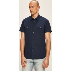 Wrangler - Koszula. Niebieskie koszule męskie Wrangler, s, bez wzorów, z bawełny, klasyczne, z klasycznym kołnierzykiem, bez rękawów. W wyprzedaży za 149,90 zł.