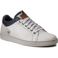 Sneakersy WRANGLER - Owen Derby WF0930112 White/Navy 257. Białe sneakersy męskie marki Wrangler, na co dzień, bez wzorów, ze skóry, bez zapięcia. W wyprzedaży za 249,00 zł.