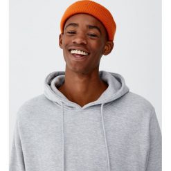Bluza typu kangurka basic. Brązowe bluzy męskie Pull&Bear, m. Za 79,90 zł.