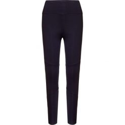 Legginsy PEAK PERFORMANCE RACE TIGHTS. Czarne getry damskie termoaktywne Peak Performance, l, z nadrukiem, z podwyższonym stanem, do biegania. Za 500,00 zł.