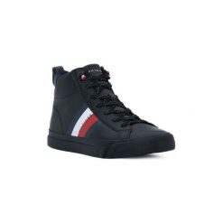 Buty Tommy Hilfiger 990 FLAG HI. Czarne trampki męskie TOMMY HILFIGER, bez wzorów, bez zapięcia. Za 525,42 zł.