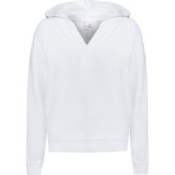 Bluza DEHA ACTIVE Biały. Białe bluzy damskie marki Deha, z nadrukiem, z elastanu, z krótkim rękawem, krótkie, z kapturem. W wyprzedaży za 252,00 zł.