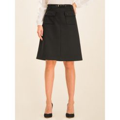 Spódnica trapezowa Red Valentino TR3RAD65. Czarne spódniczki damskie Red Valentino, bez wzorów, z elastanu, midi, trapezowe. W wyprzedaży za 909,00 zł.