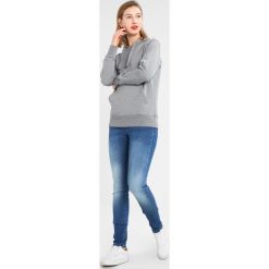 Bluzy damskie: Denim is Dead DOA HOODIE Bluza z kapturem grey melange