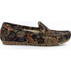Mokasyny damskie - skóra naturalna - model 001 – kolor złota mozaika. Żółte mokasyny damskie Zapato, do pracy, na lato, bez wzorów, z jeansu, klasyczne, na niskim obcasie, na płaskiej podeszwie, bez zapięcia. Za 310,00 zł.