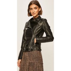 Glamorous - Kurtka. Czarne kurtki damskie Glamorous, s, w paski, z poliesteru, krótkie. W wyprzedaży za 229,90 zł.