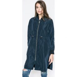 Tommy Hilfiger - Parka. Niebieskie parki damskie marki TOMMY HILFIGER, s, z elastanu, długie. W wyprzedaży za 499,90 zł.